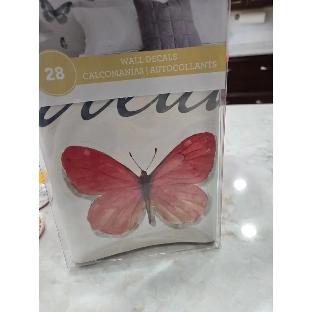 New Room Mates Peel & Stick Butterfly Wall Decals 28 Count 2018 NOS USA